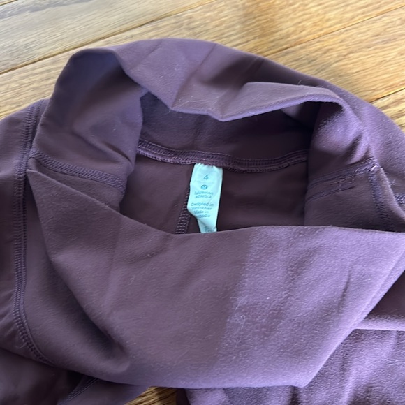 Lululemon align leggings size 4 - Picture 3 of 5